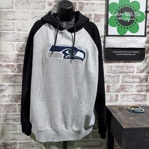 Antigua Seattle Seahawks Gray and Black Men's Hoodie 2XL